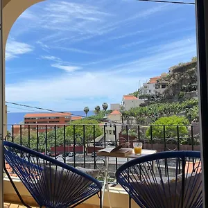 Vigario House Câmara de Lobos