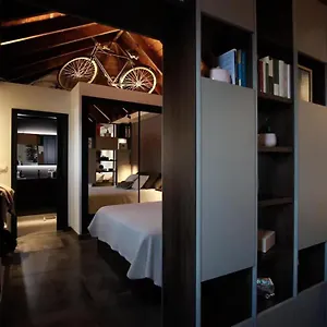 Komodo Gran Poder - Penthouse With Private Pool And Cozy Twin Bedroom Apartamento Sevilla
